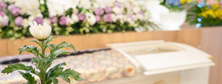 最安値の葬儀を実現する方法：コストを削減しながら心温まるお別れを