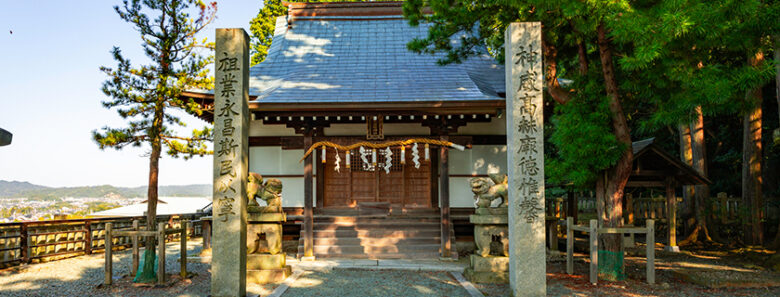 喪中でも神社に参拝してよい？気を付けたいマナーを解説